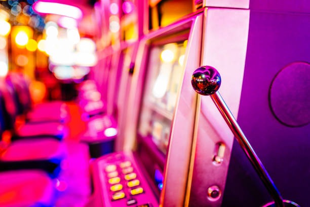 benteng 786 mobile app interface showing live casino tables and sports coverage